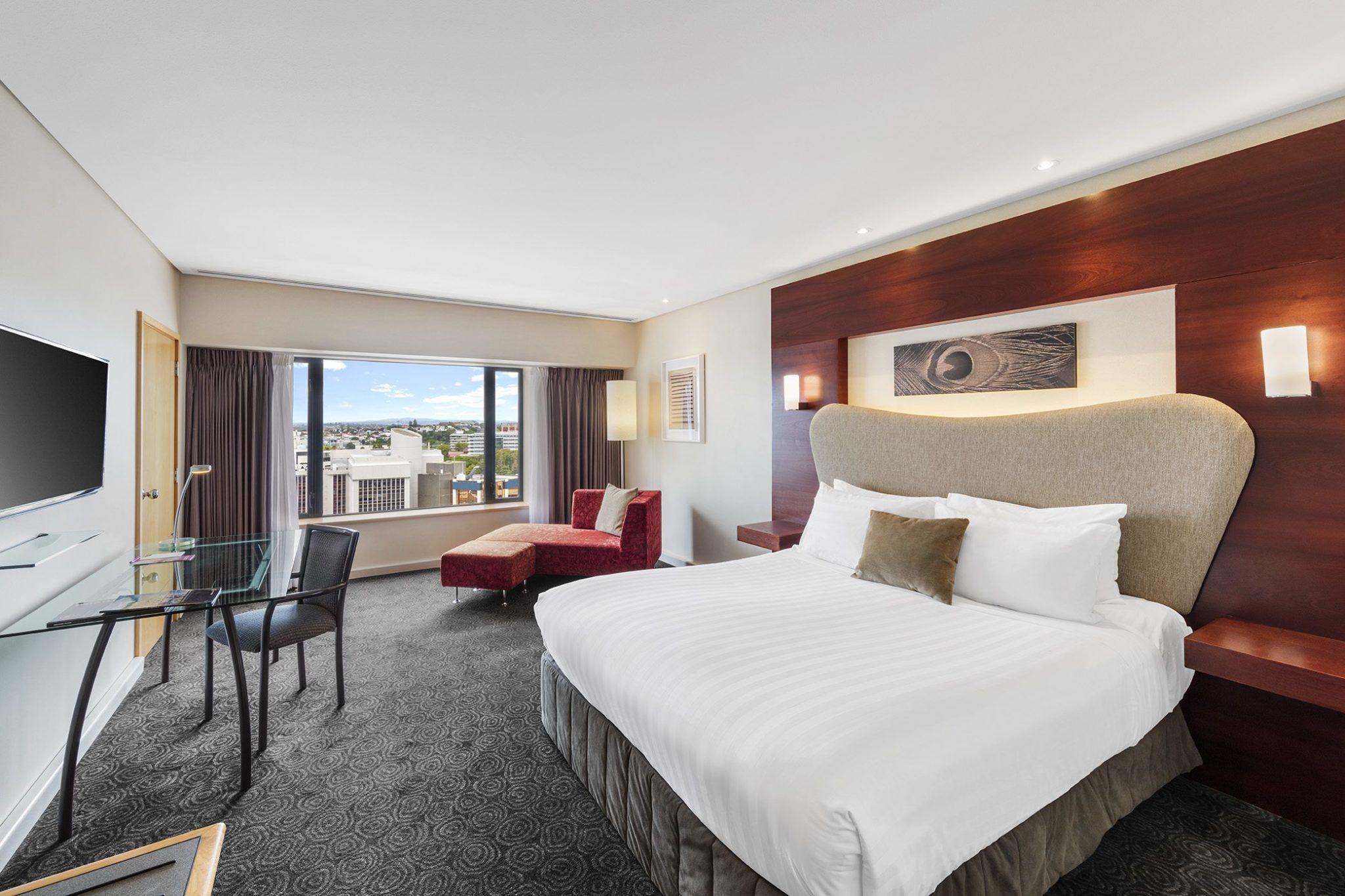 Crowne Plaza Auckland image 6