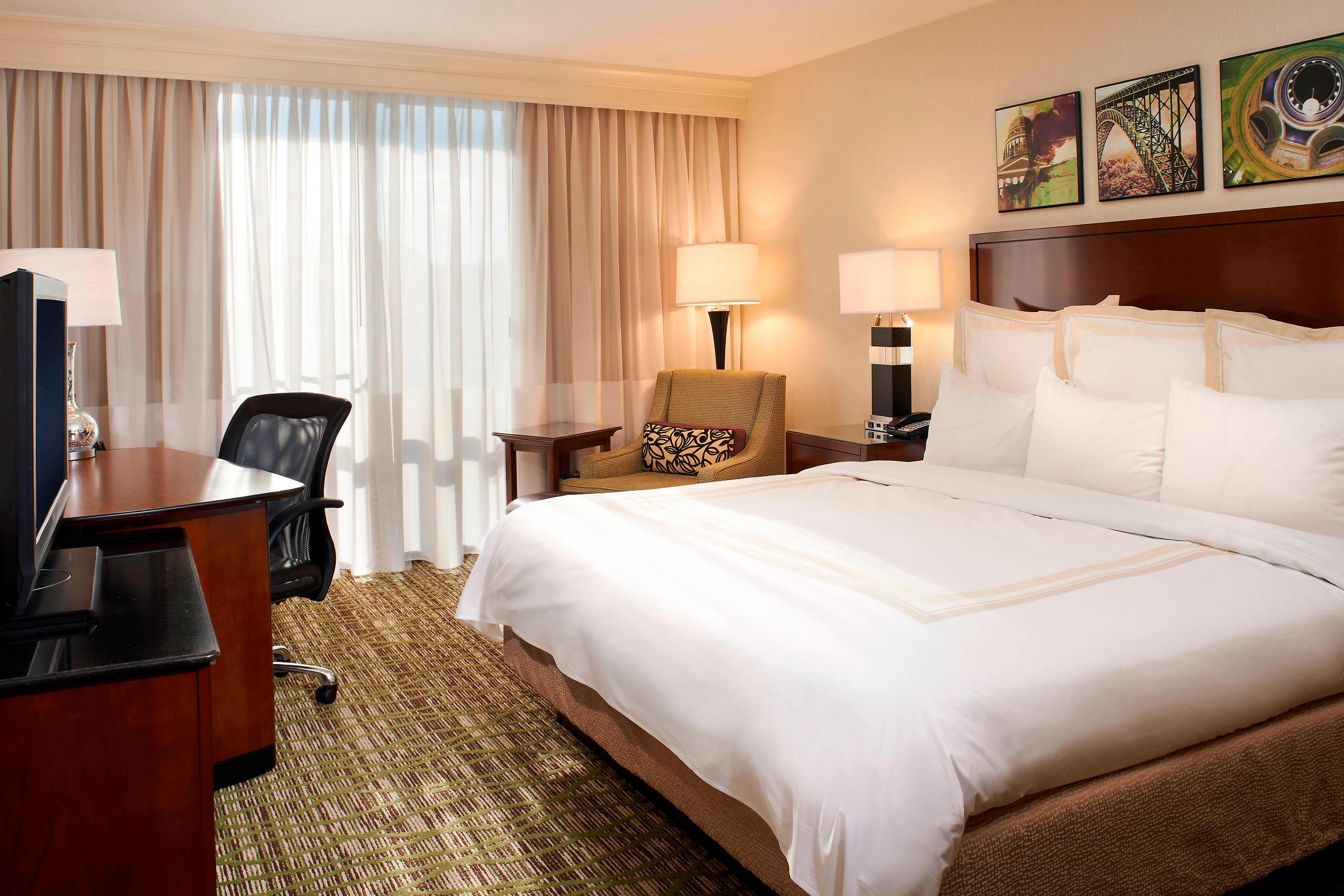 Charleston Marriott Town Center image 4