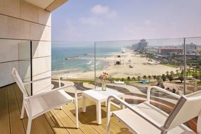 Deluxe Guest Room Balcony - Partial Sea View