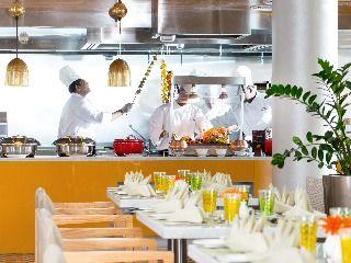 Danat Al Ain Resort image 9