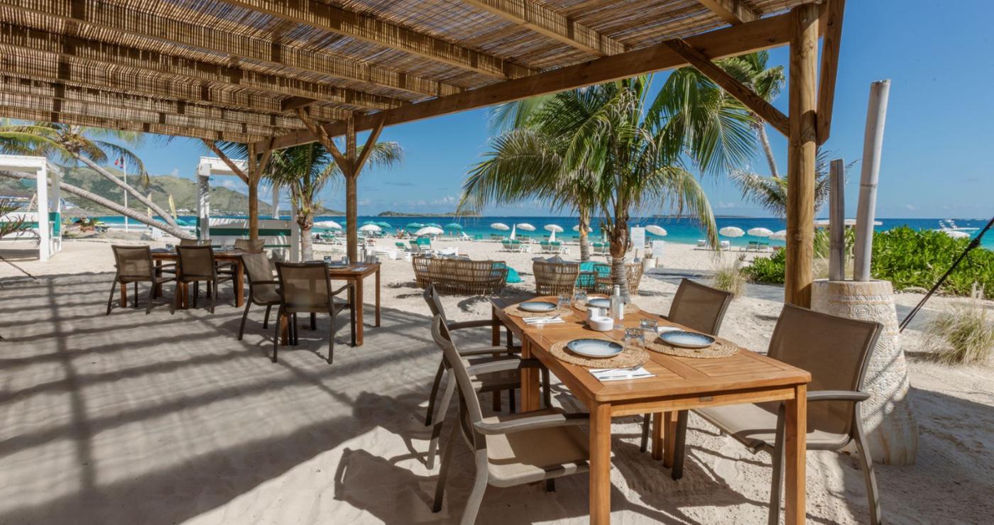 Restaurant & Bar