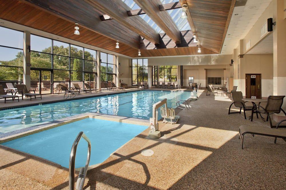 DoubleTree by Hilton Boston North Shore