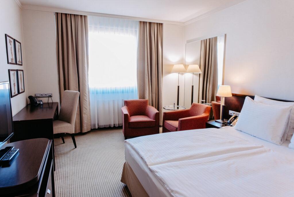Crowne Plaza Bratislava image 2
