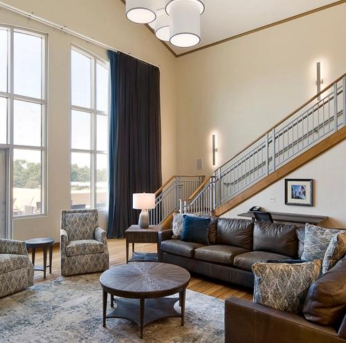 ClubHouse Hotel & Suites Pierre image 4