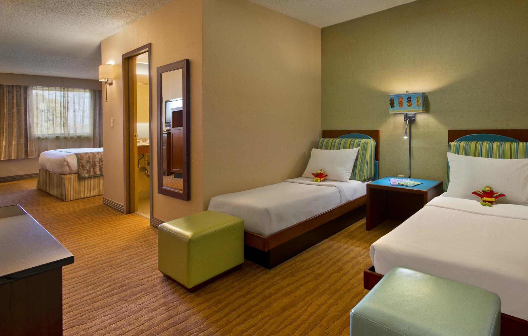 DoubleTree by Hilton Boston North Shore image 5