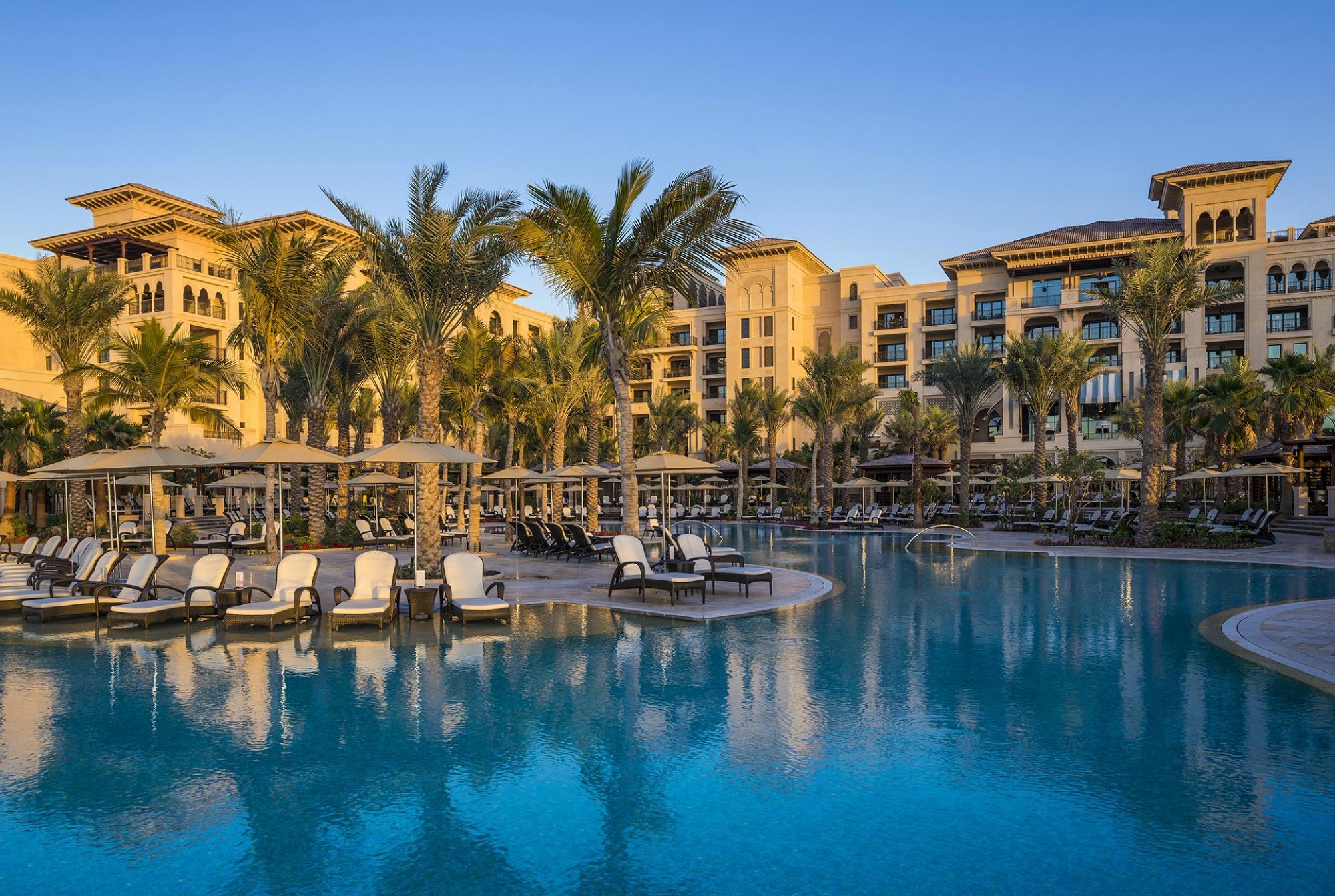 Four Seasons Resort Dubai at Jumeirah Beach image 2