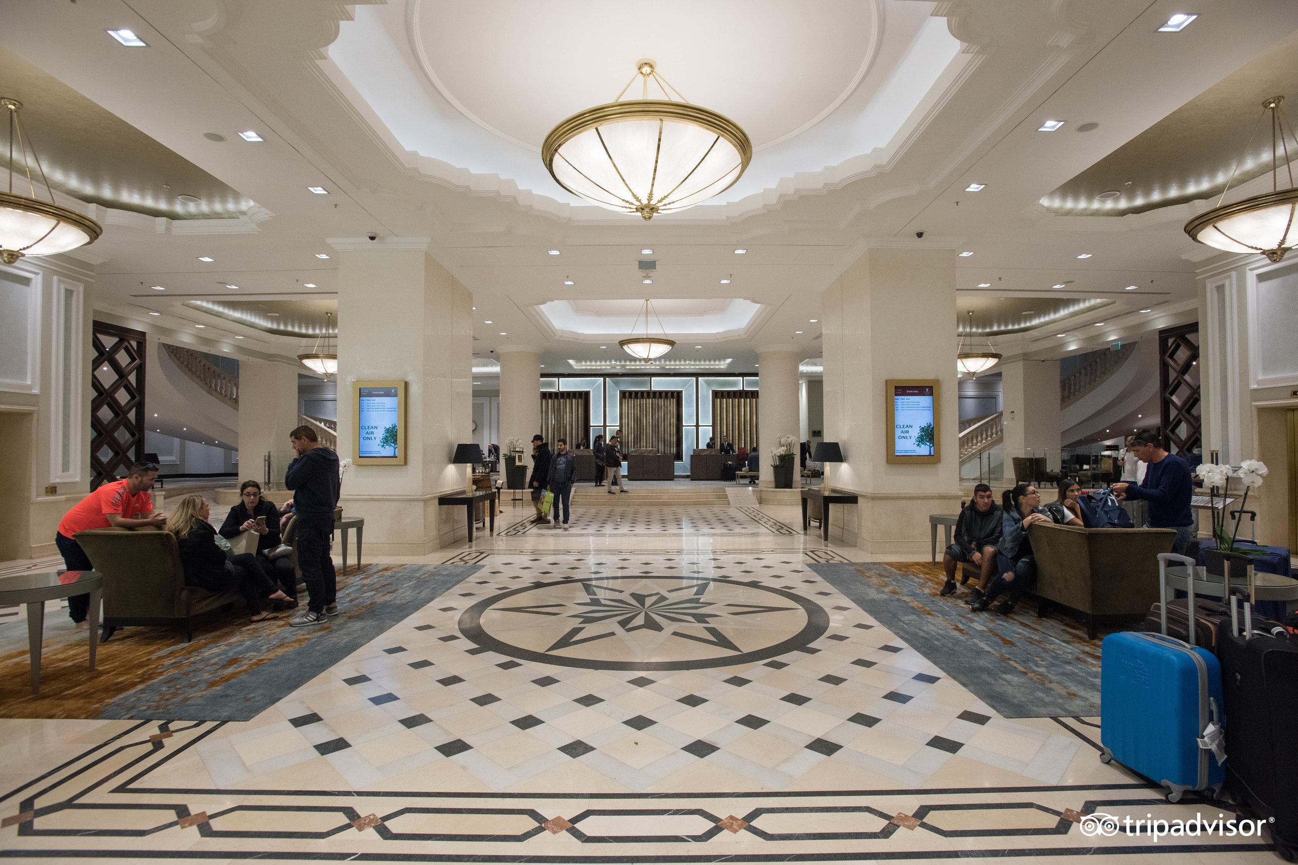 JW Marriott Bucharest Grand Hotel image 4