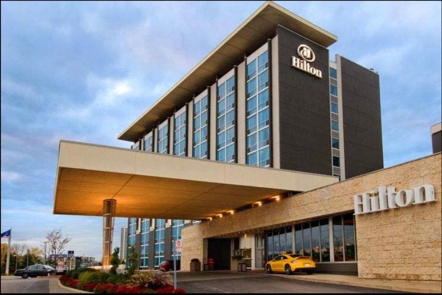 Hilton Toronto image 3