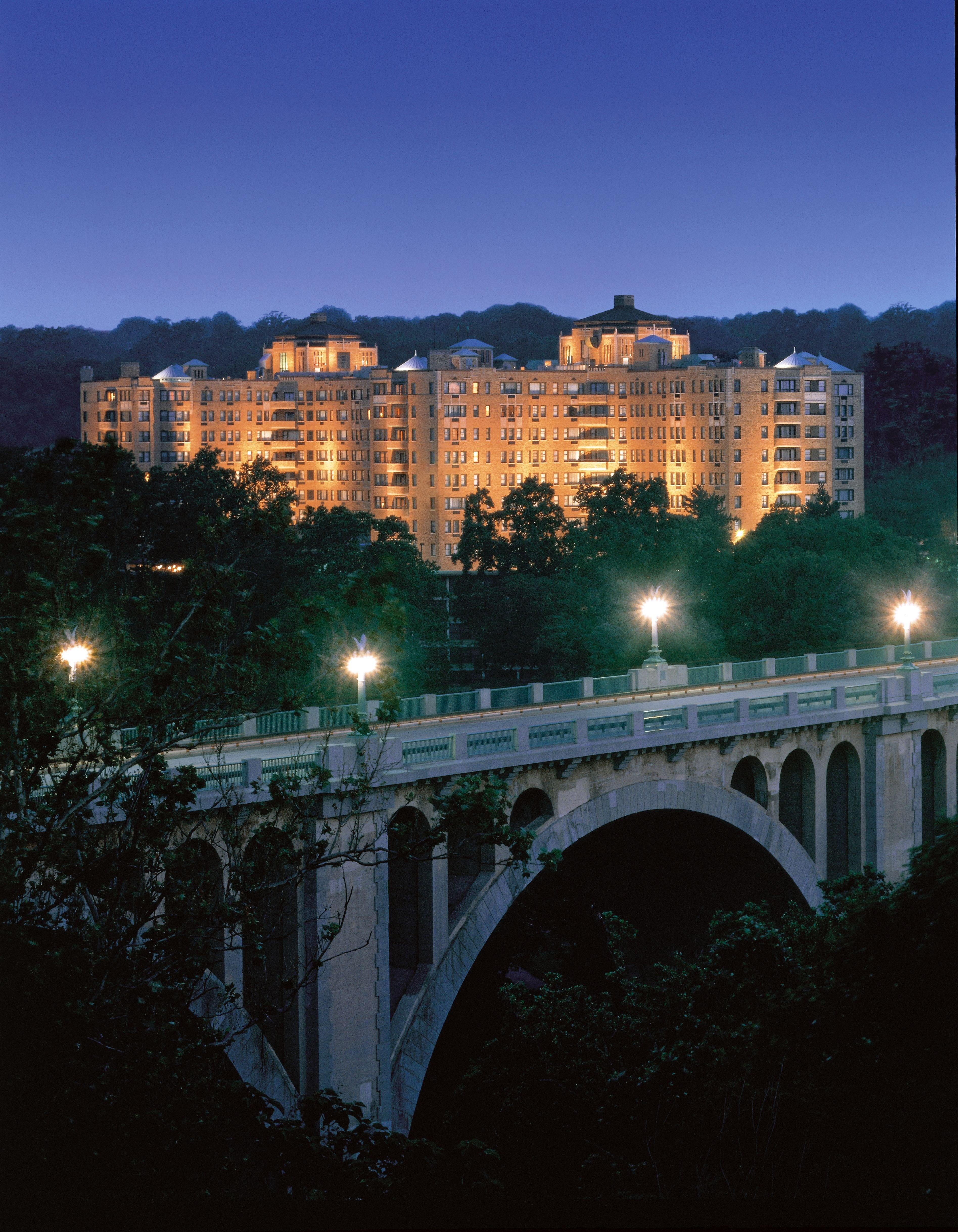 Omni Shoreham Hotel image 6