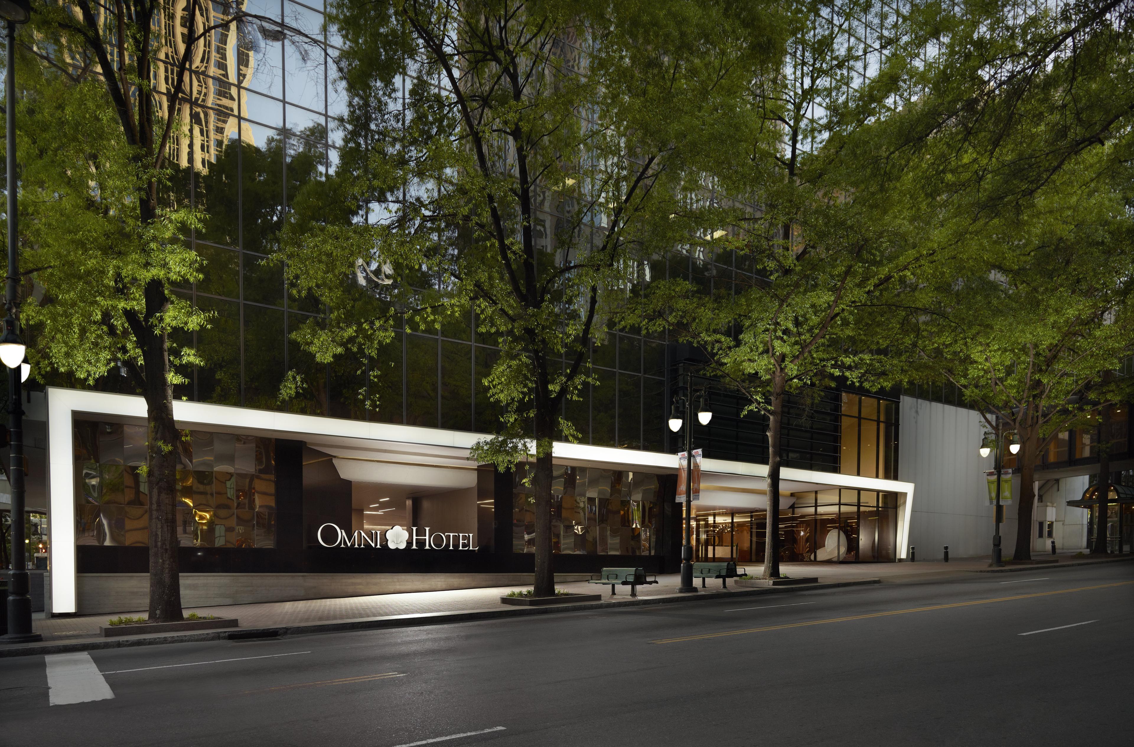 Omni Charlotte Hotel image 4