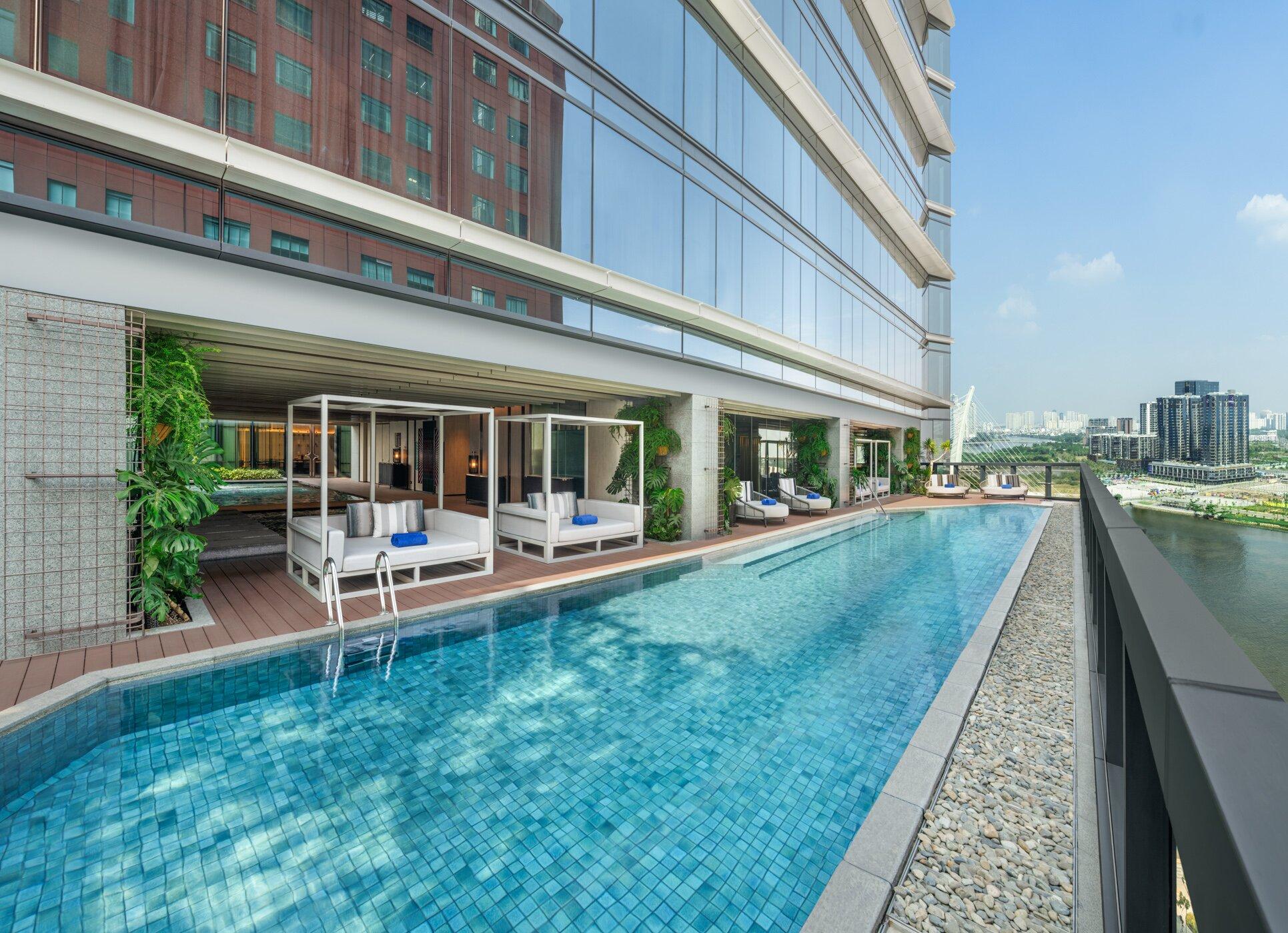 Hilton Saigon image 2