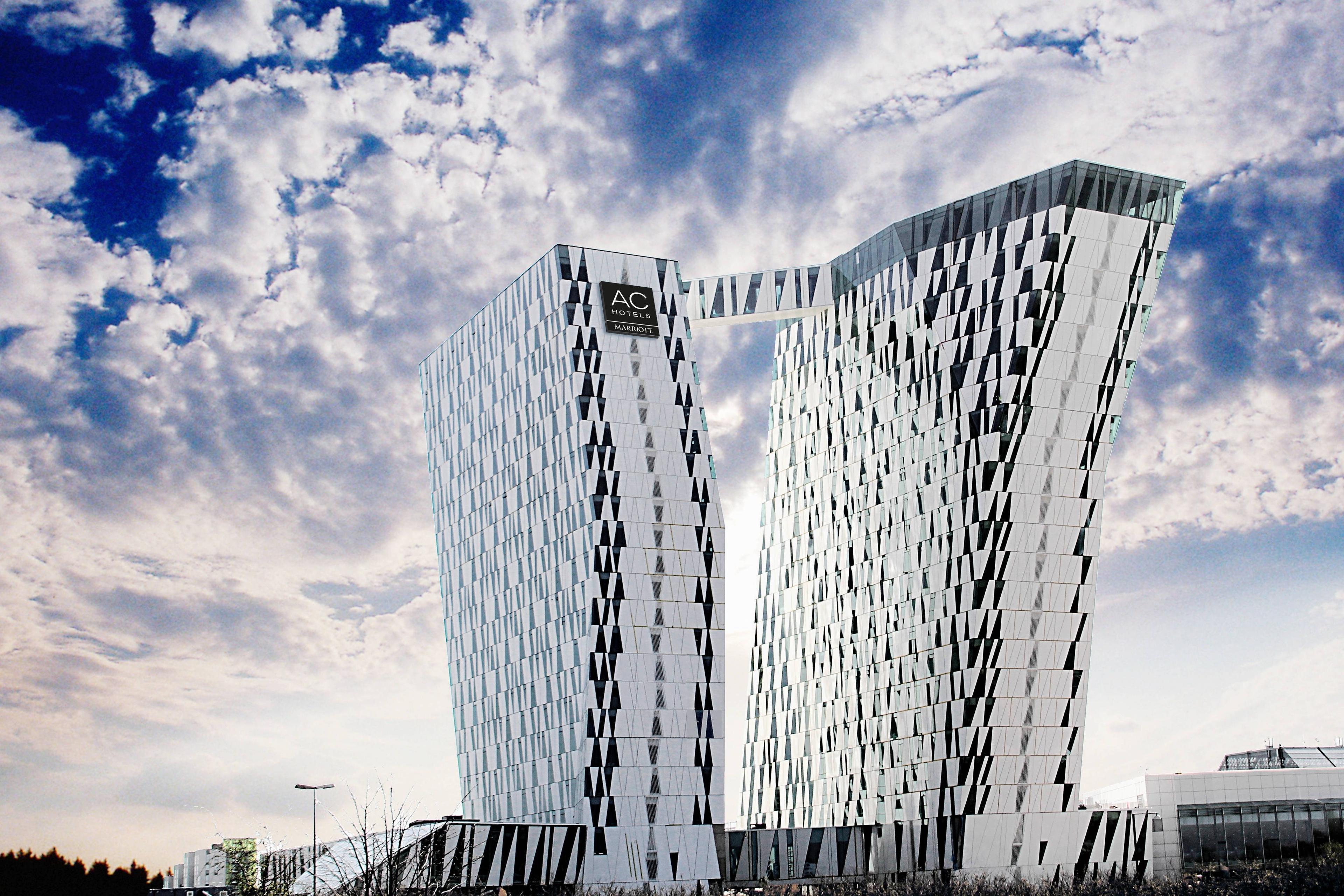 Bella Arena & Sky Conference Centre image 4