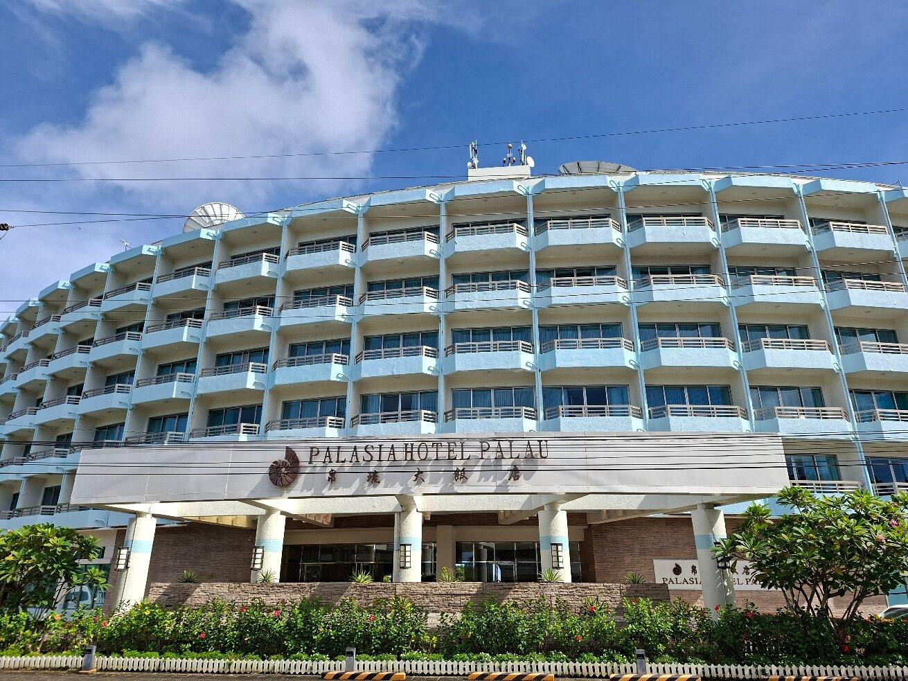 Palasia Hotel Palau image 4