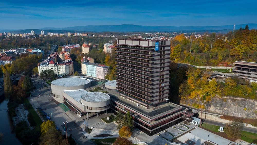 Hotel Thermal Congress Centre Karlovy Vary image 3
