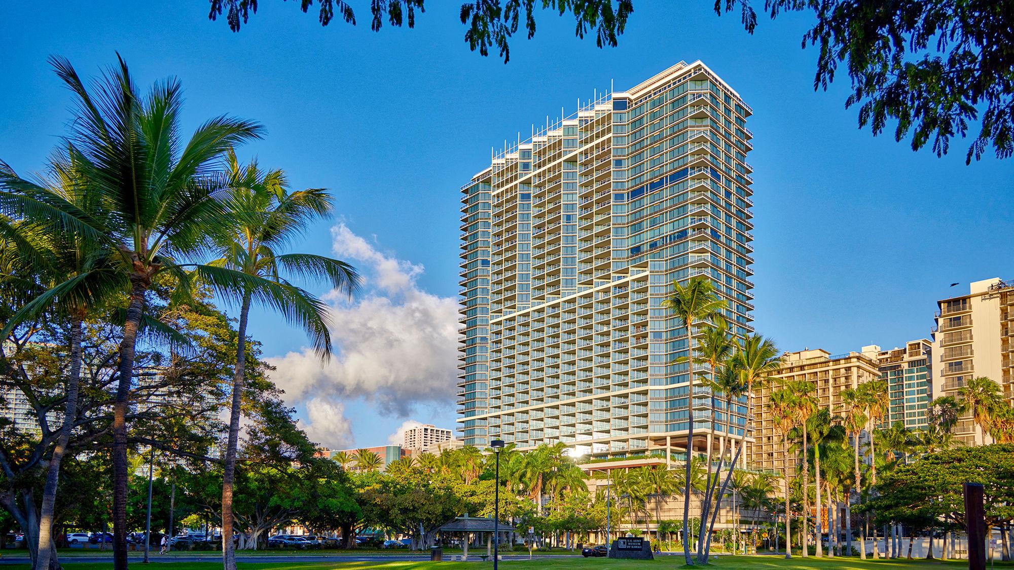 Trump International Hotel Waikiki image 5