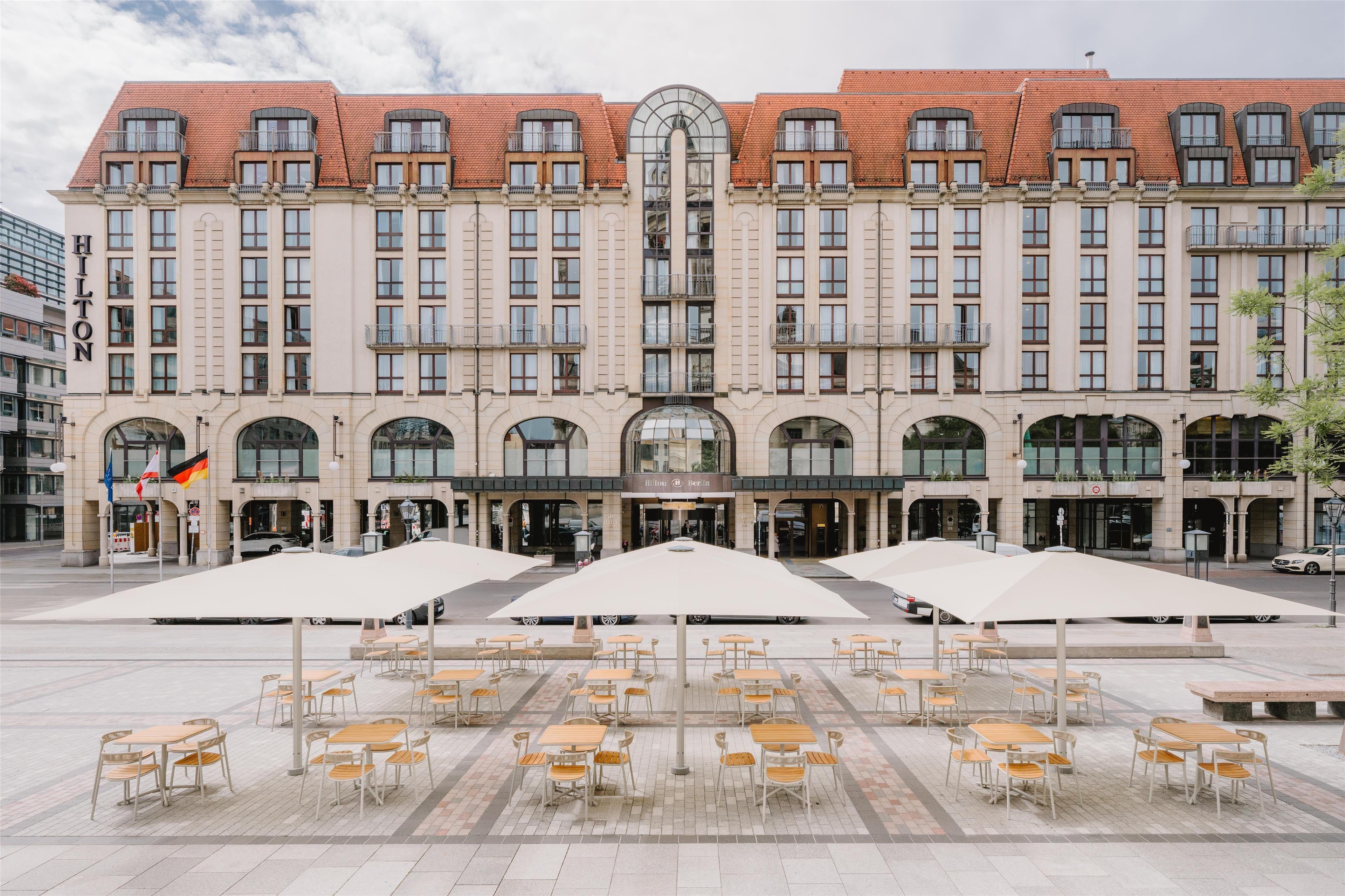 Hilton Berlin image 2