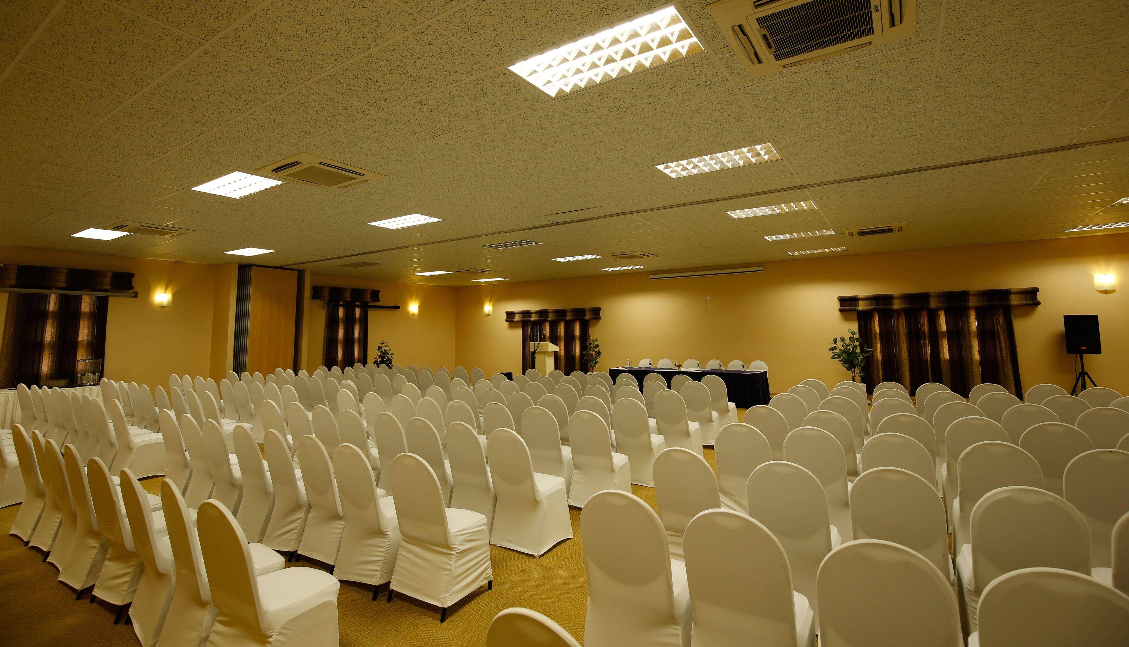 Maun Lodge Convention Centre image 2