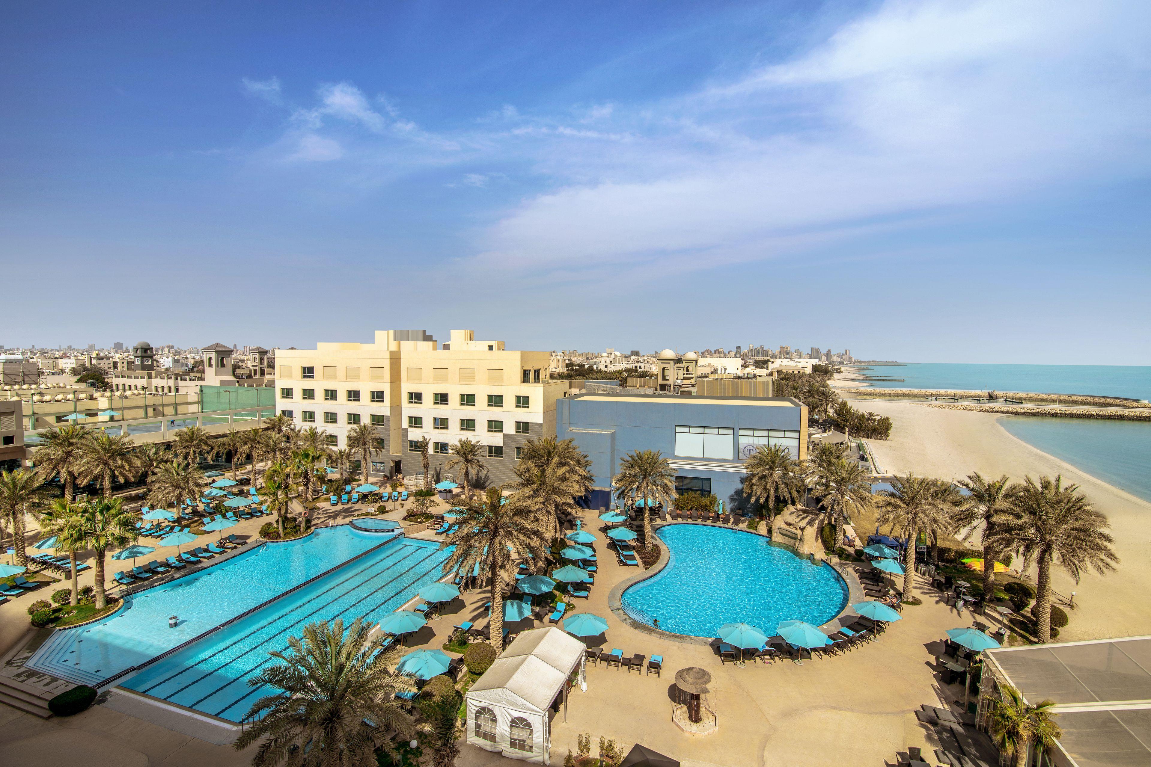 The Palms Beach Hotel & Spa image 3