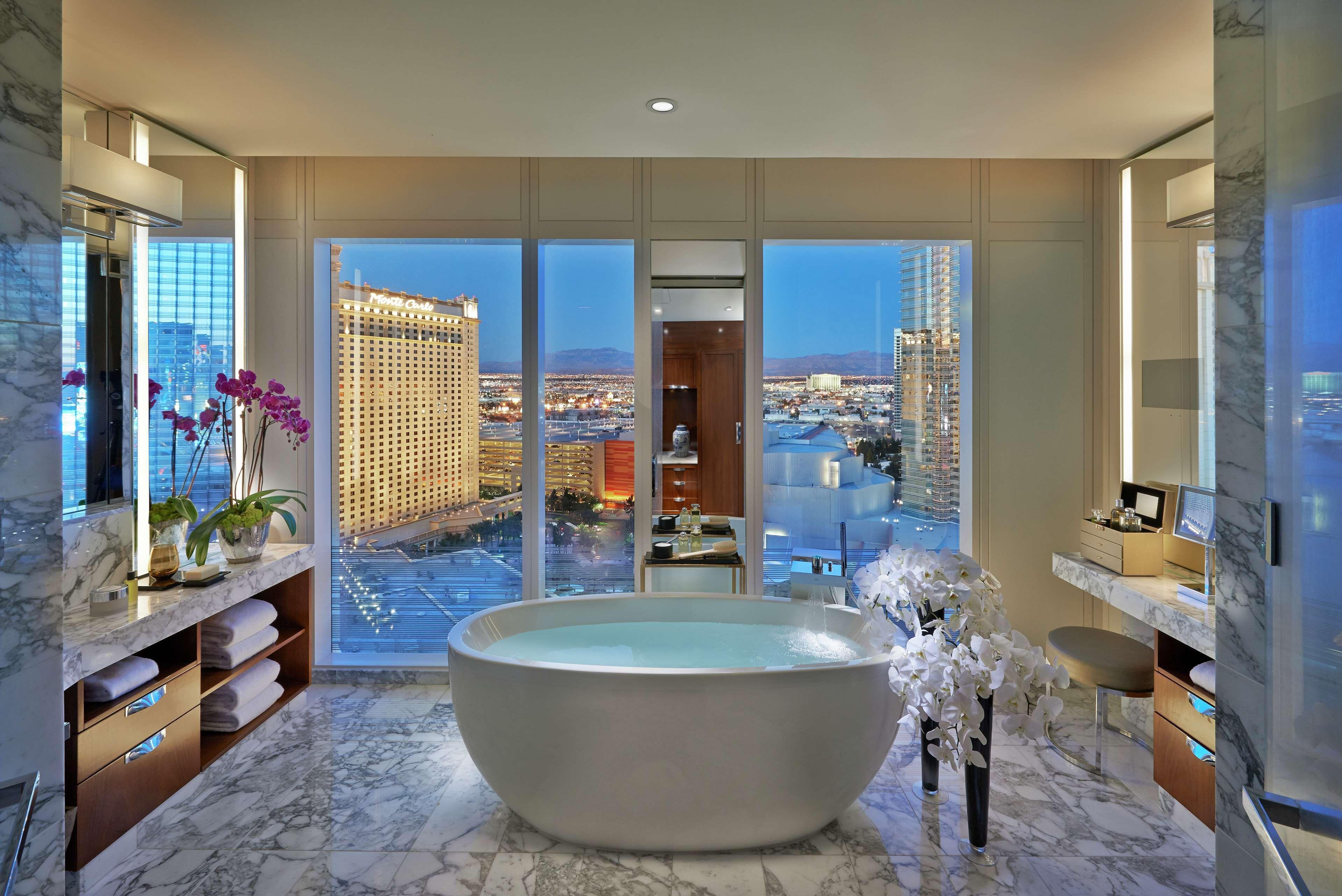 Waldorf Astoria Las Vegas image 3