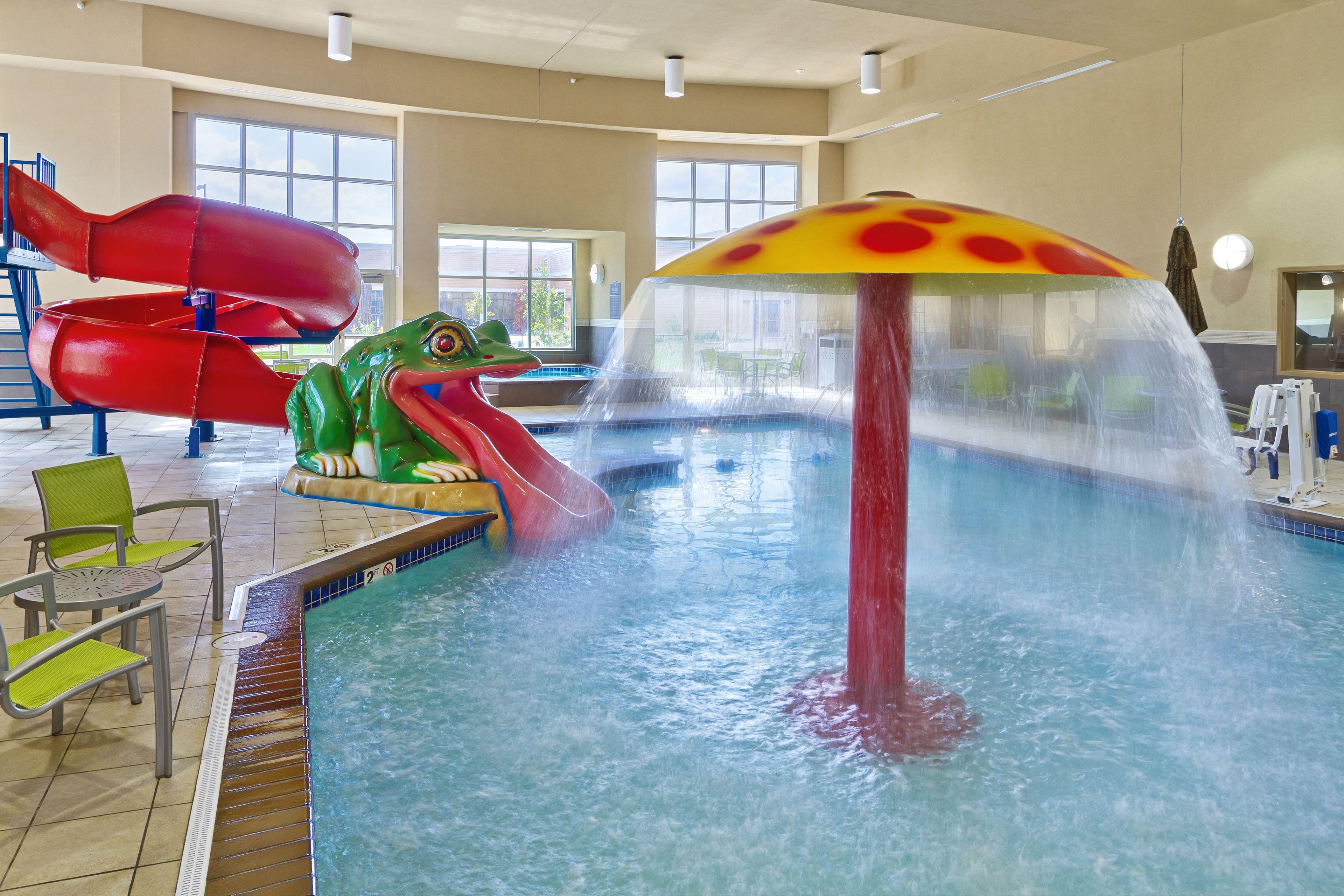 ClubHouse Hotel & Suites Pierre image 2