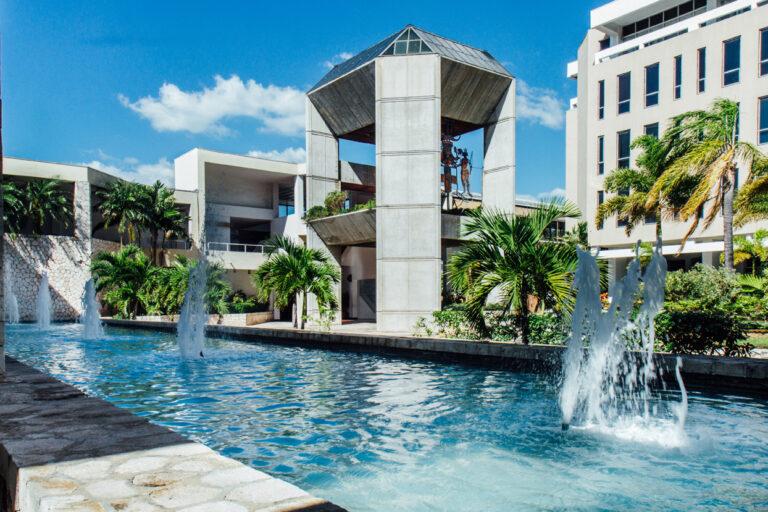 Jamaica Conference Centre image 4
