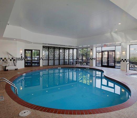 DoubleTree Suites by Hilton Hotel Bentonville image 5