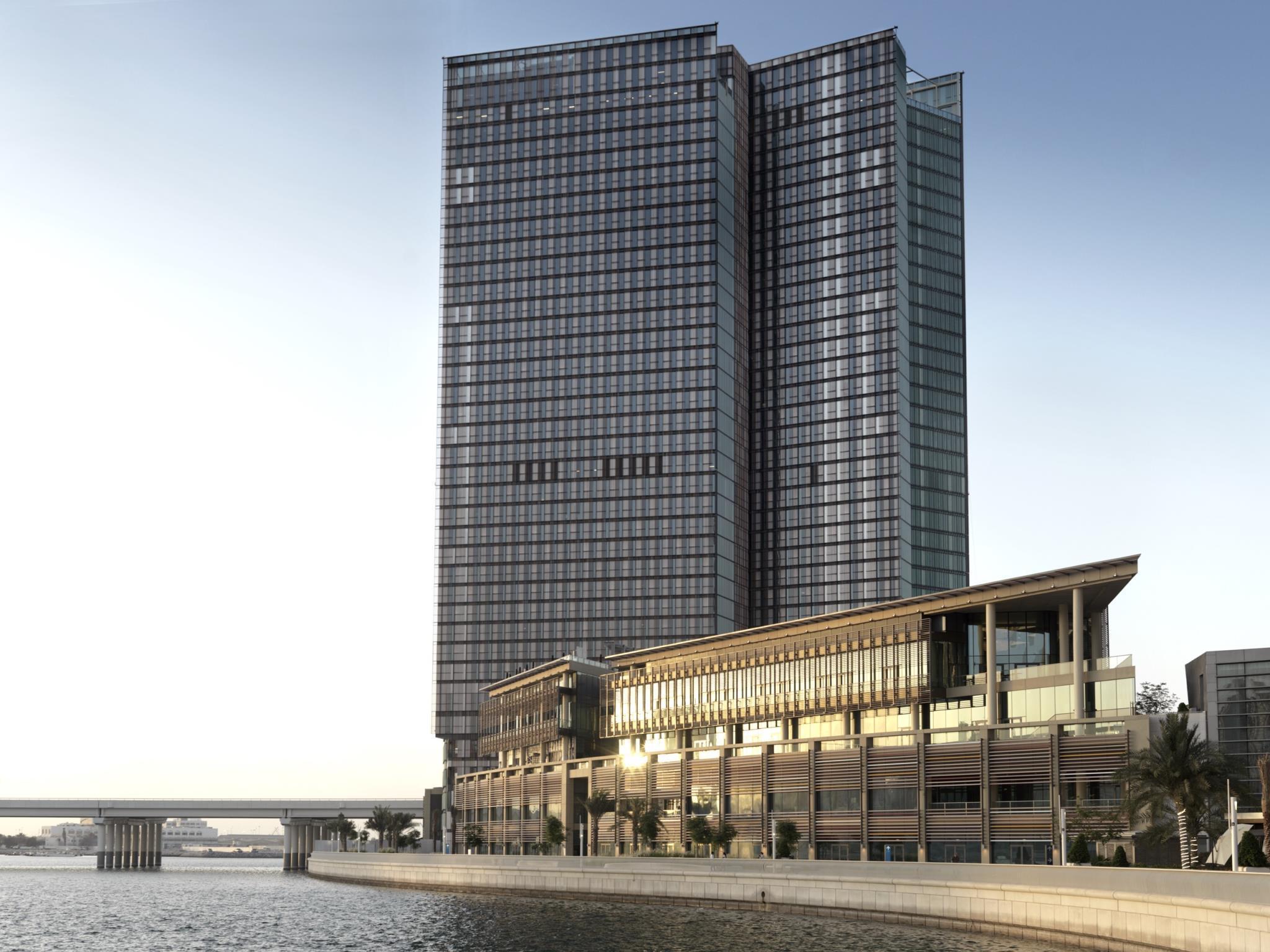 Four Seasons Hotel Abu Dhabi at Al Maryah Island image 3