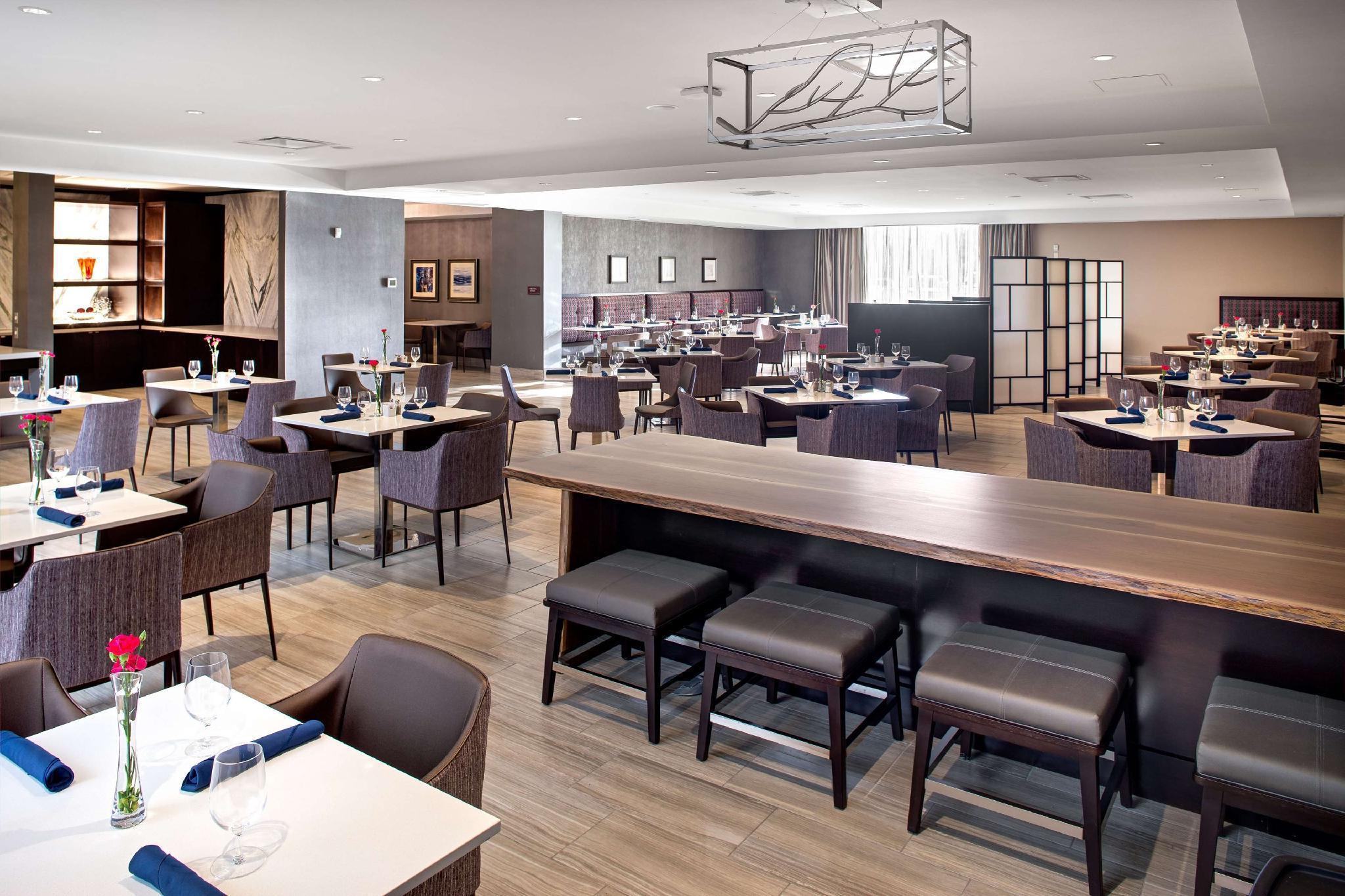 DoubleTree by Hilton Halifax Dartmouth image 3