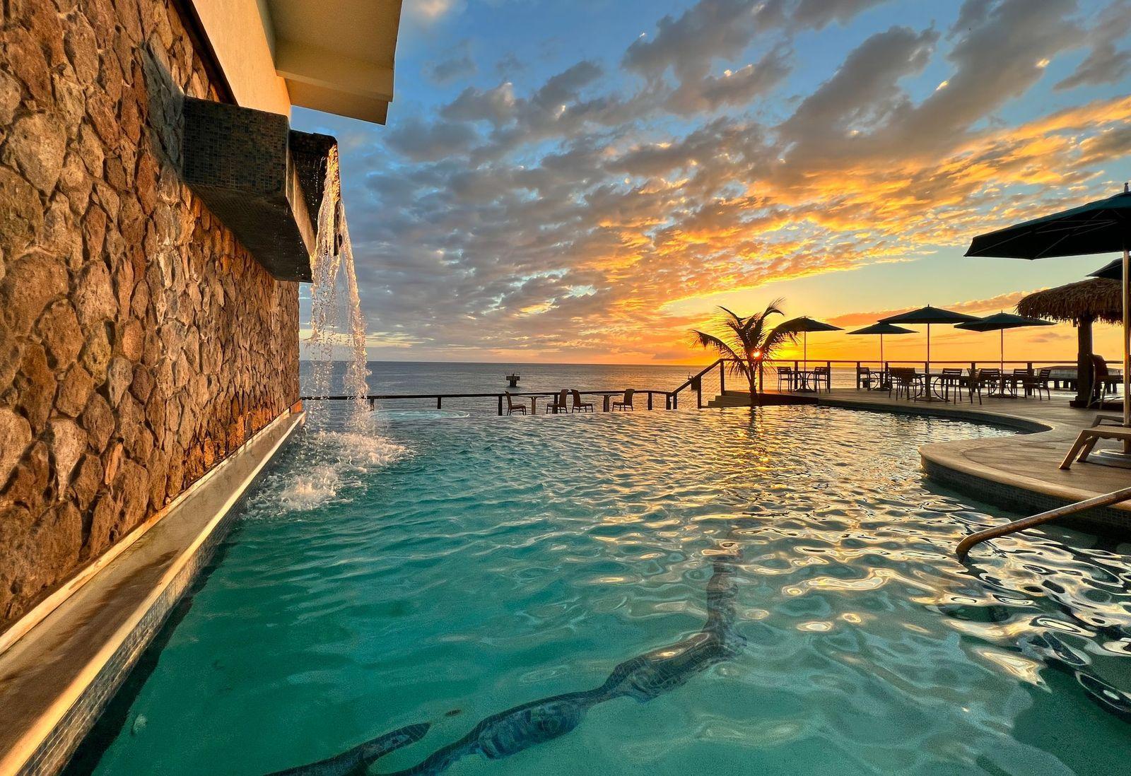 Fort Young Hotel & Dive Resort image 3