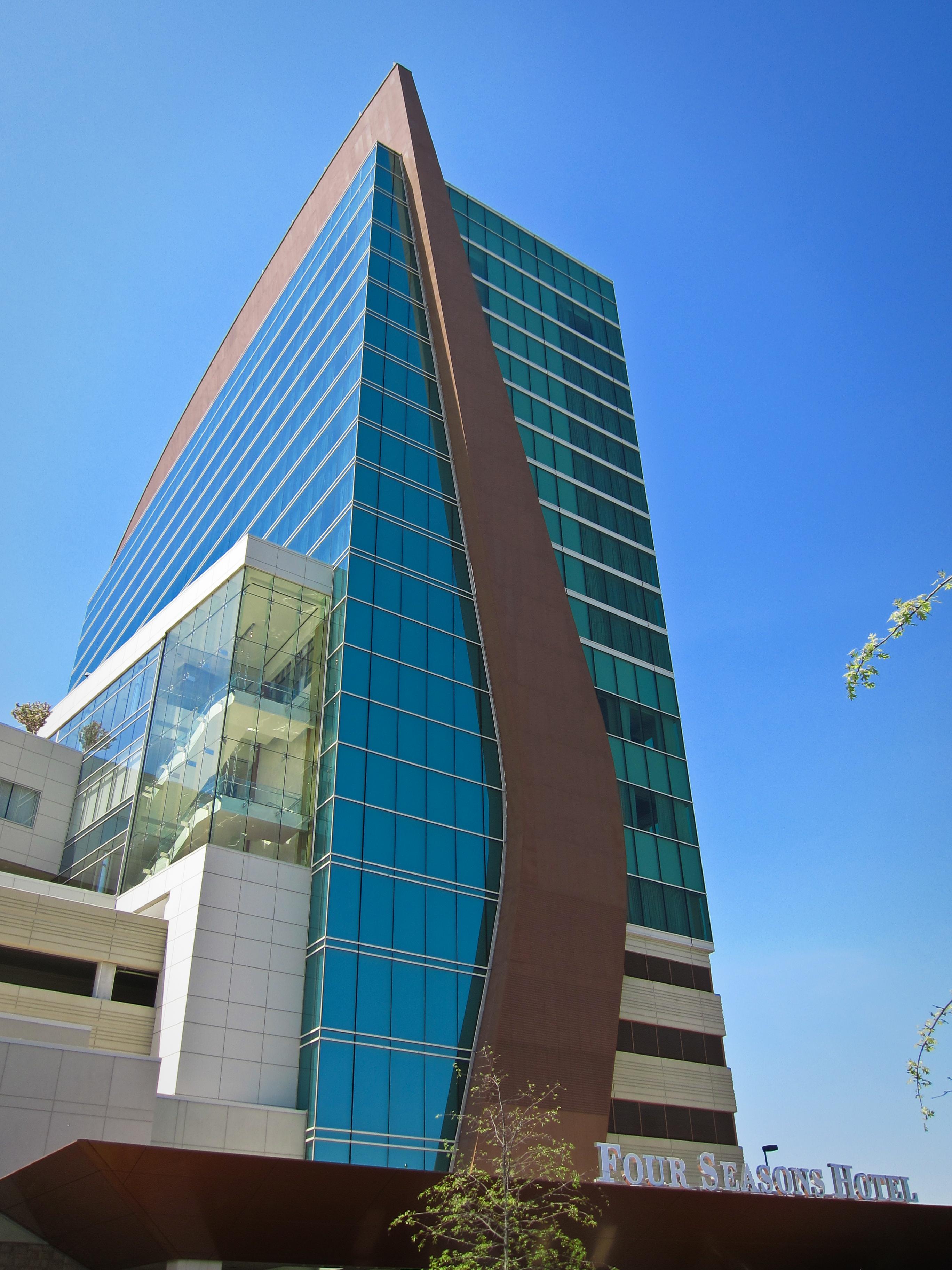 Four Seasons Hotel St. Louis image 2