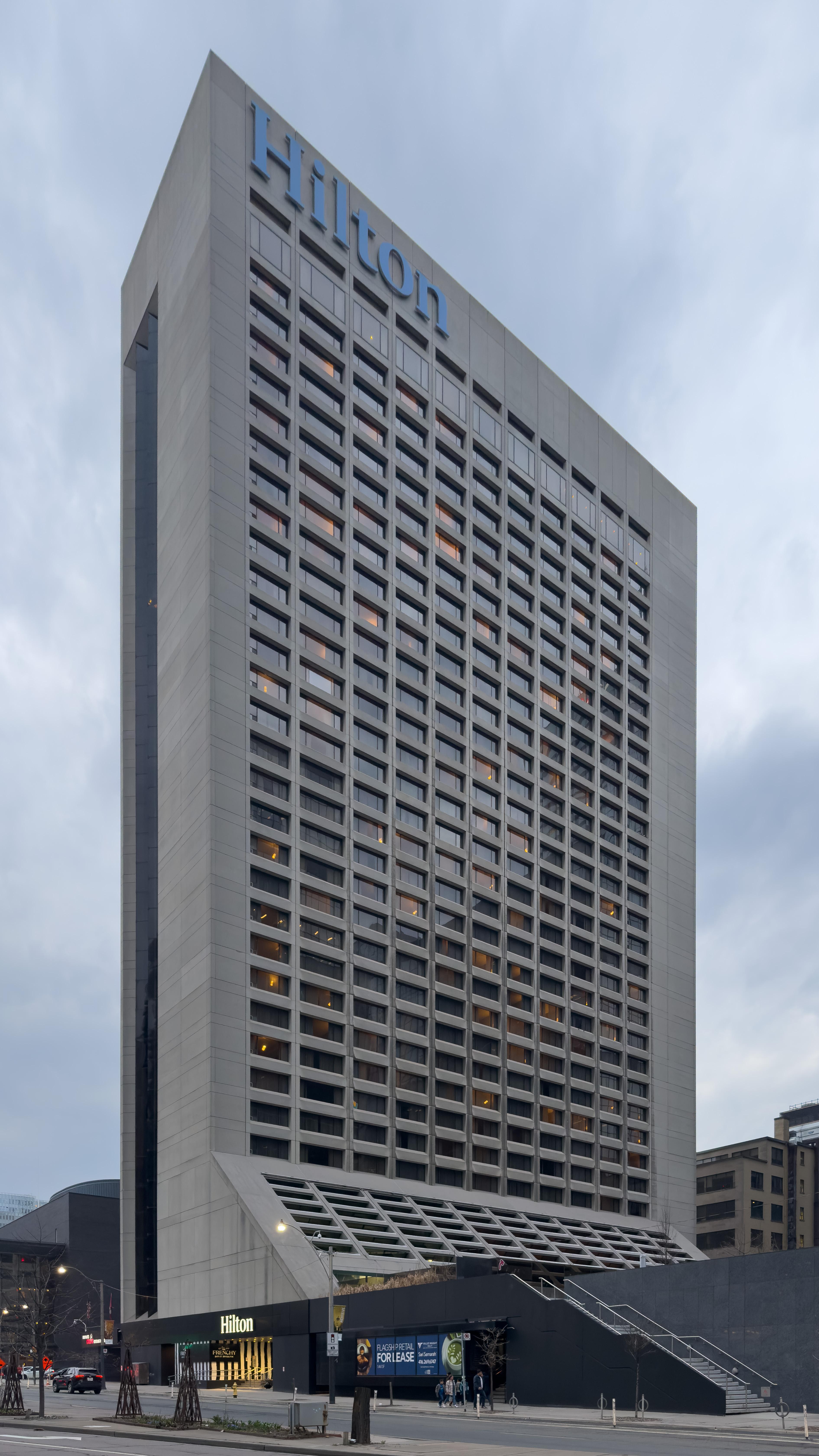 Hilton Toronto image 2
