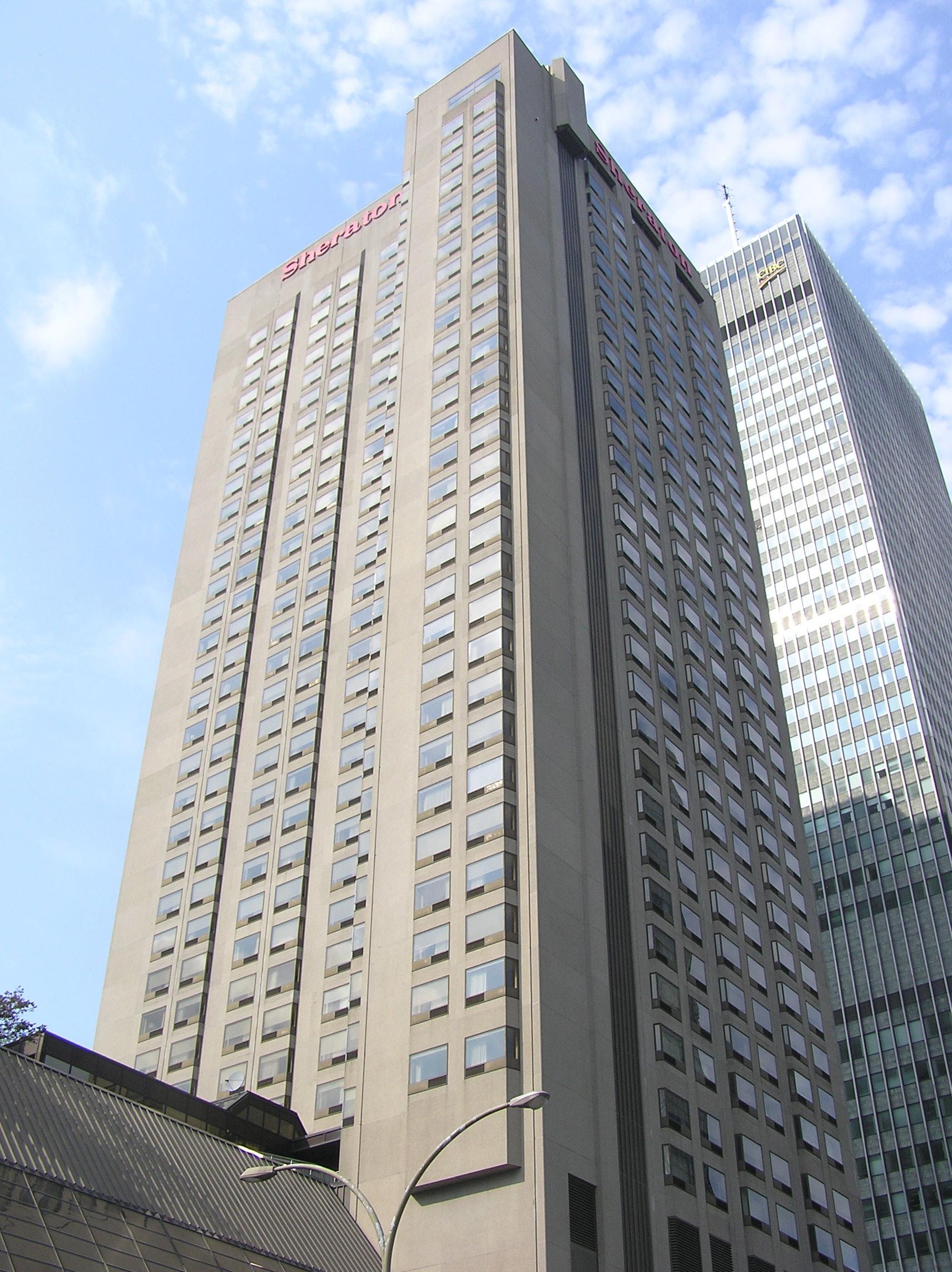 Le Centre Sheraton Montreal Hotel image 1