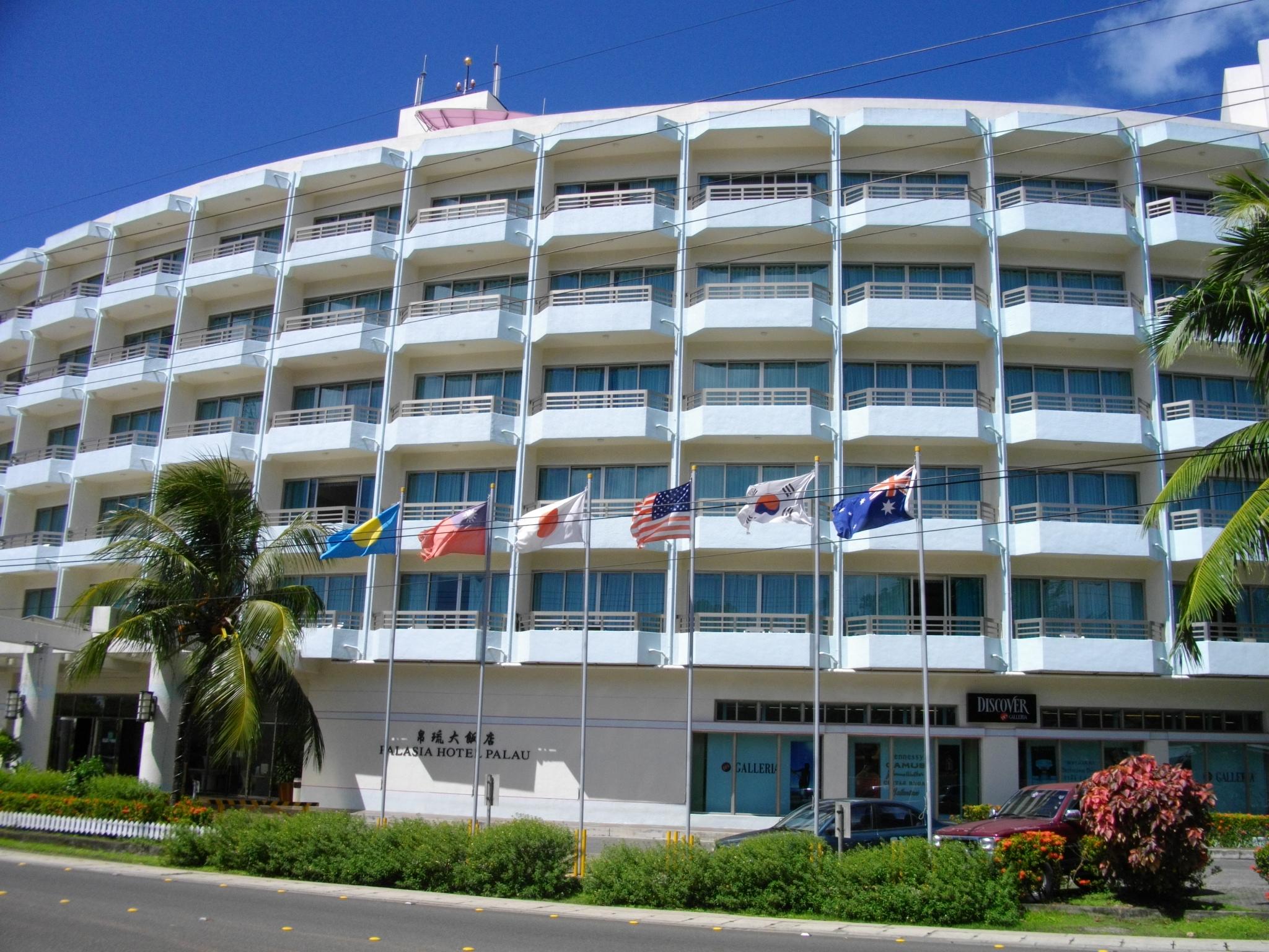 Palasia Hotel Palau image 3