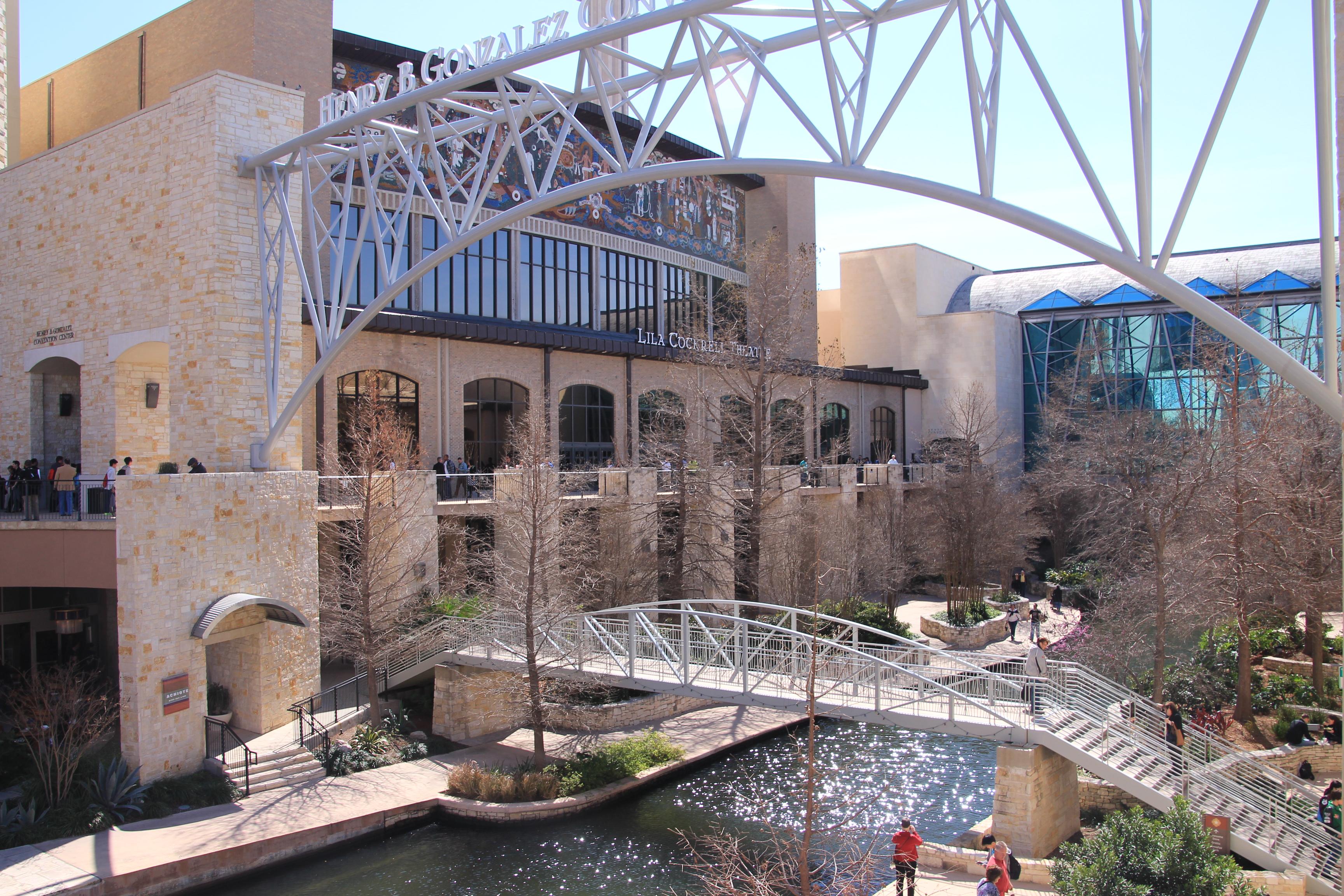 Henry B. Gonzalez Convention Center image 1