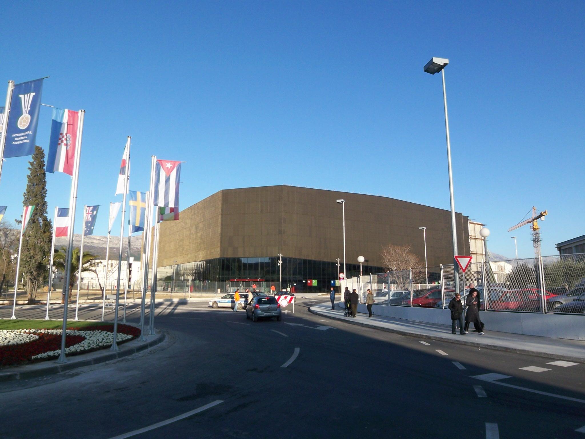 Spaladium Arena Split image 3