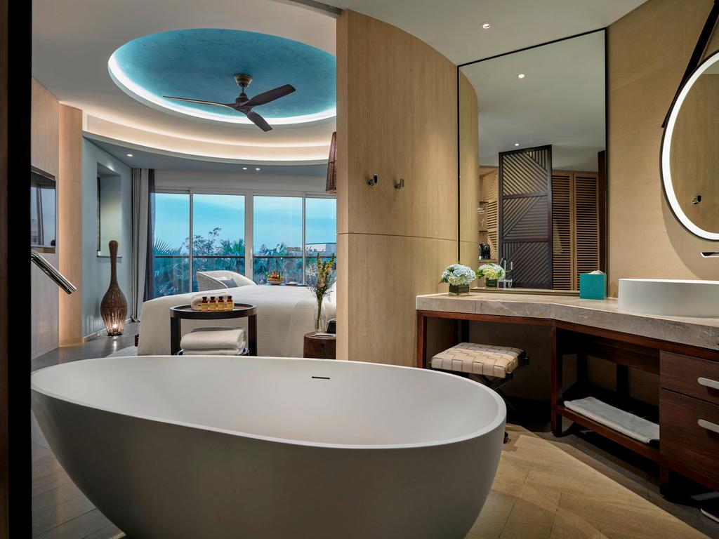 Pullman Phu Quoc Beach Resort image 3