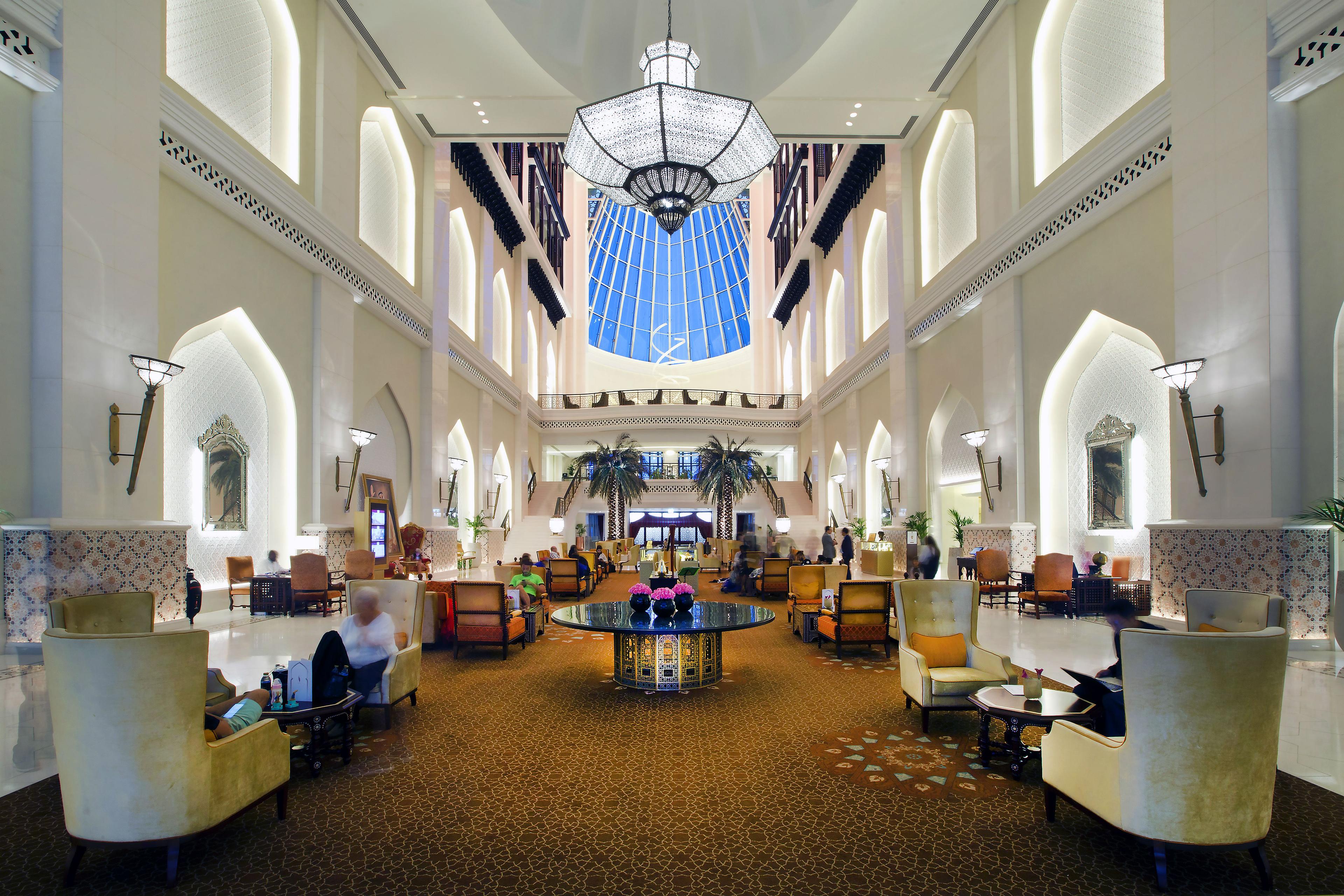Bab Al Qasr Hotel & Residences image 20