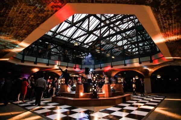 Tobacco Dock image 6