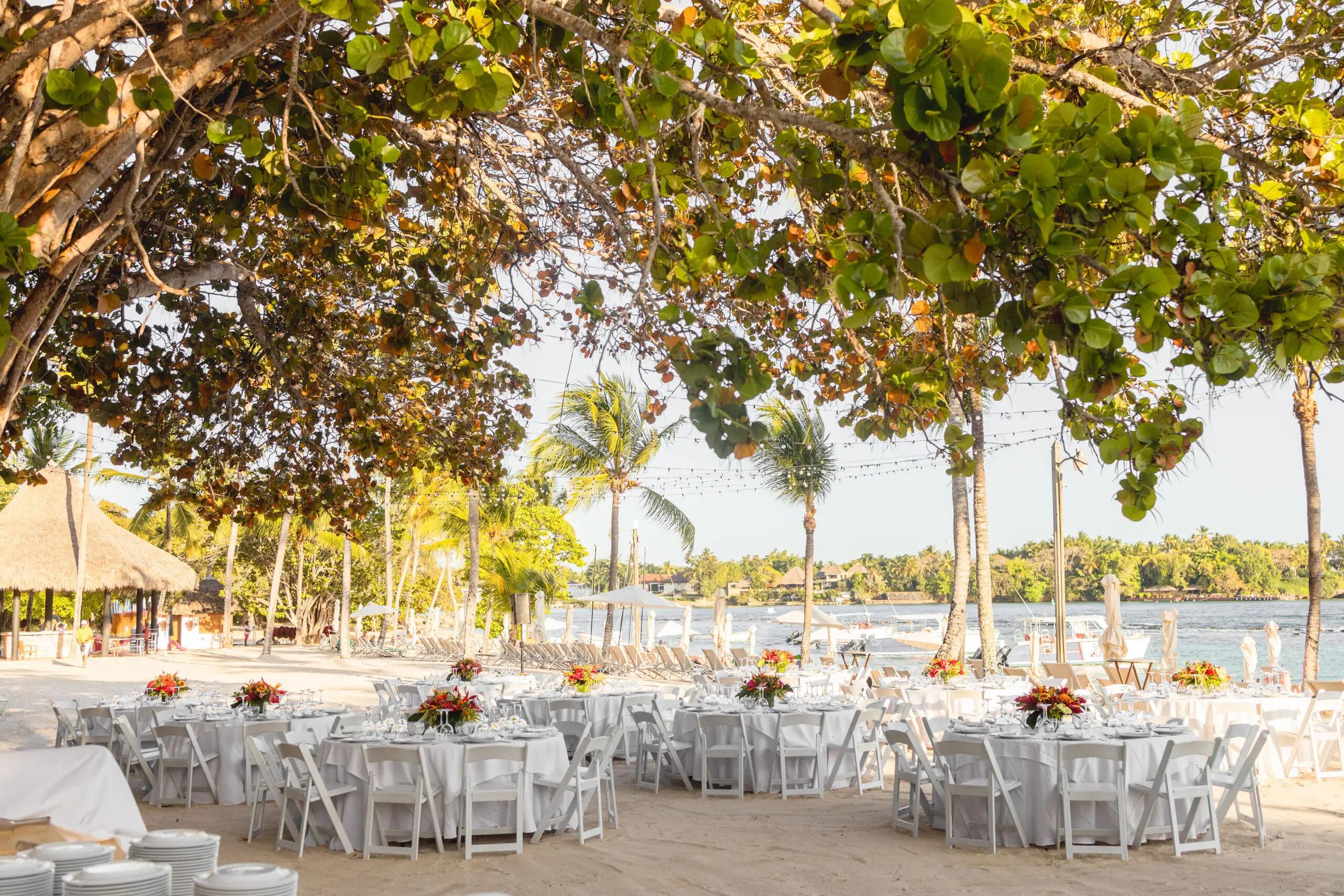 Event setup on Minitas Beach