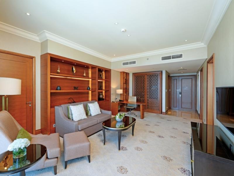 Dusit Thani Abu Dhabi image 5