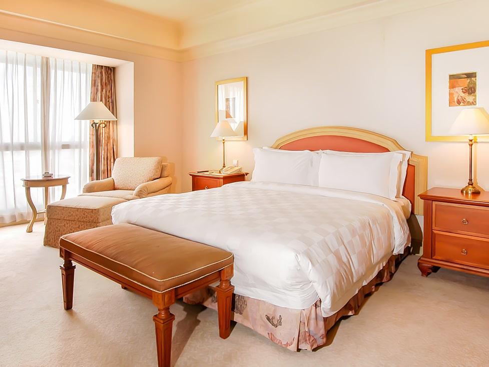 Club Suite - Bedroom