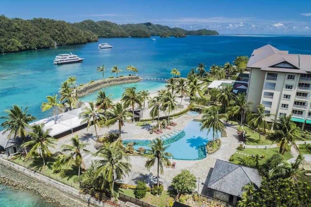 Palau Royal Resort image 4