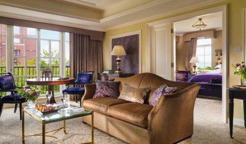 One bedroom suite with balcony   living room custom www.intercontinentaldublin.ie