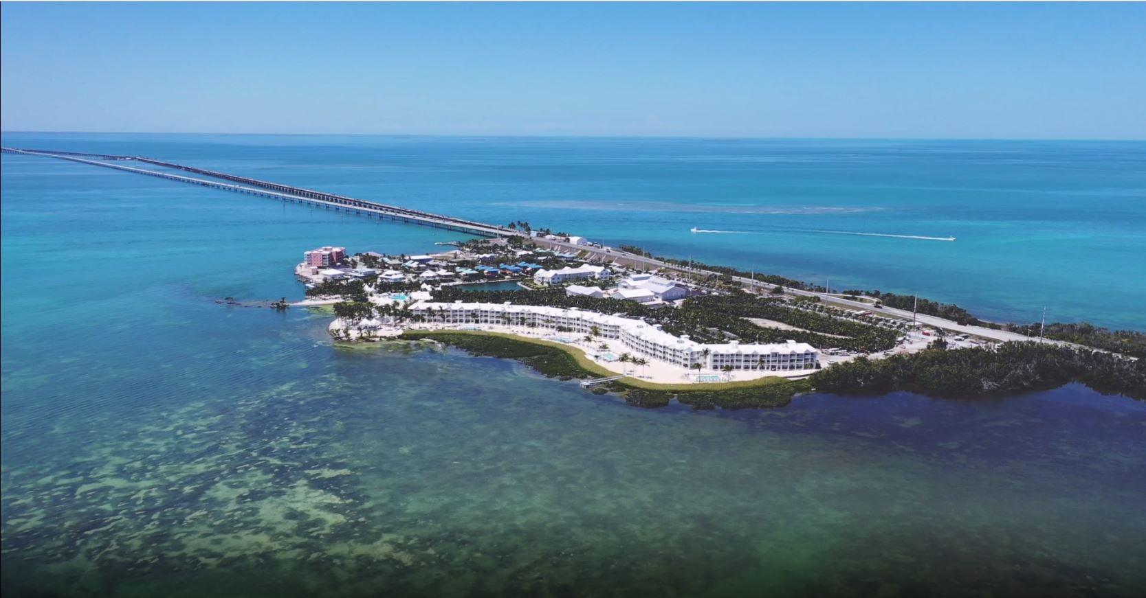 Isla Bella Beach Resort image 3