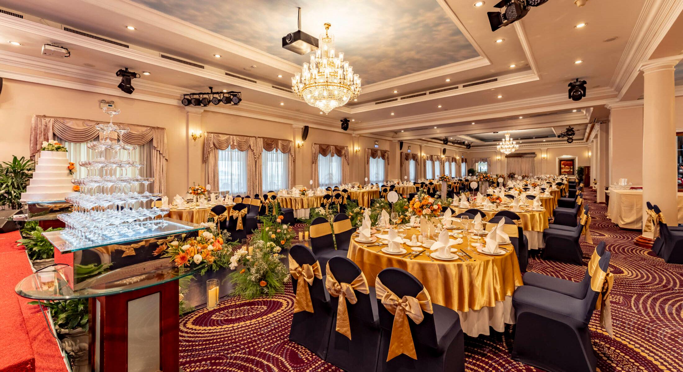 Hotel Majestic Saigon image 7