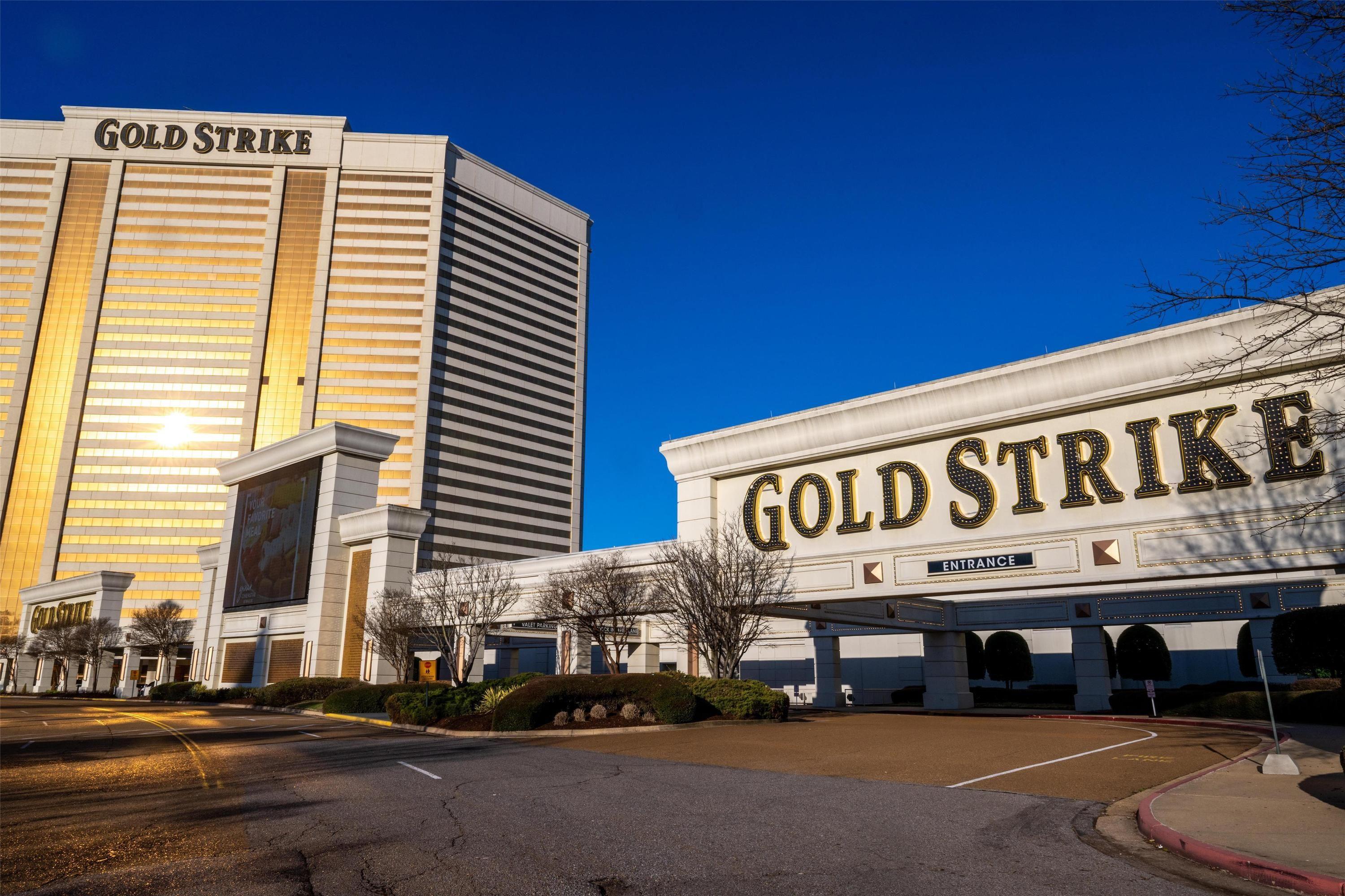 Gold Strike Casino Resort image 6