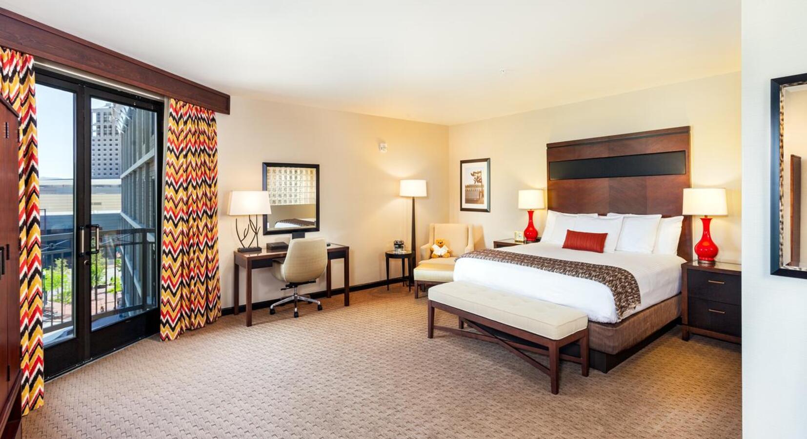 Hotel 43 image 5