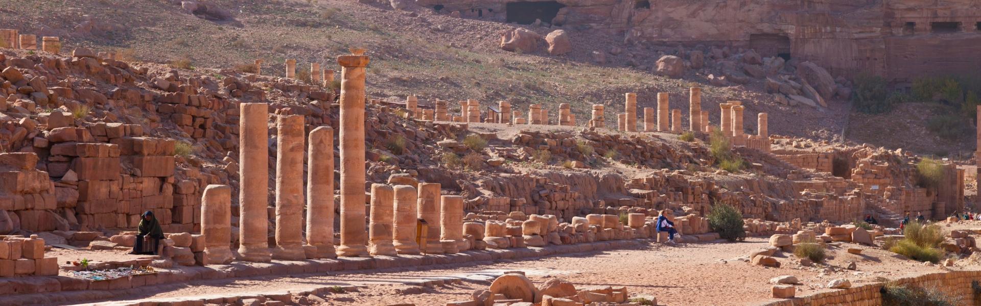 Petra Visitor Center / Petra Archaeological Park image 2