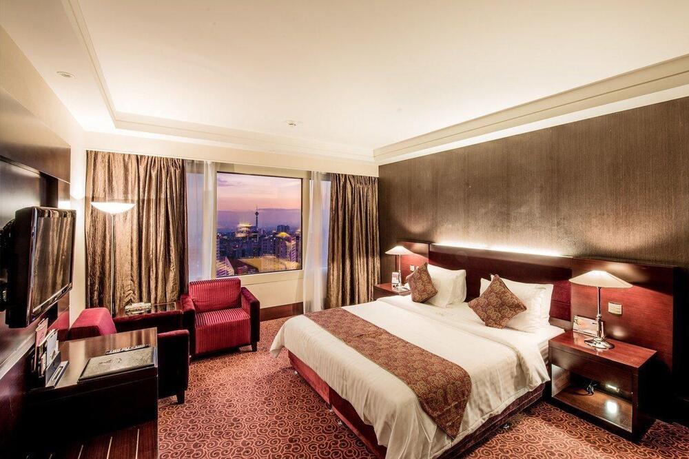 Parsian Azadi Hotel image 5