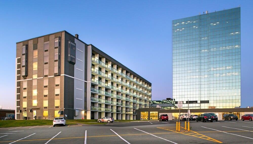 DoubleTree by Hilton Halifax Dartmouth image 4